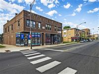 2051 E 75th St property